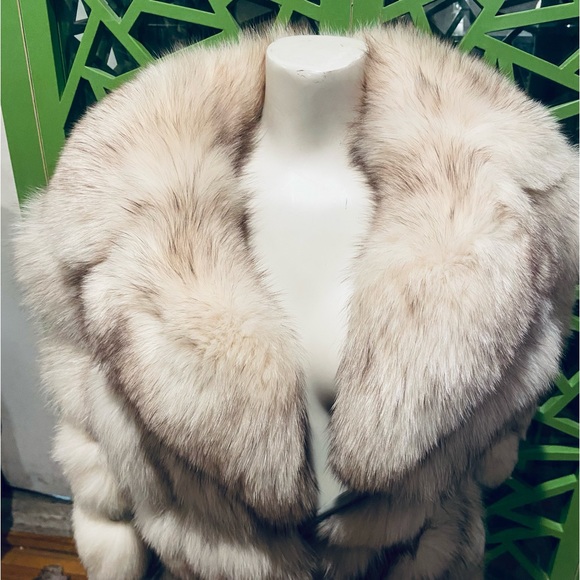 Lintons Pittsburgh Vintage Leather & Arctic Fox Fur Coat w/ Waist Tie - Picture 3 of 9